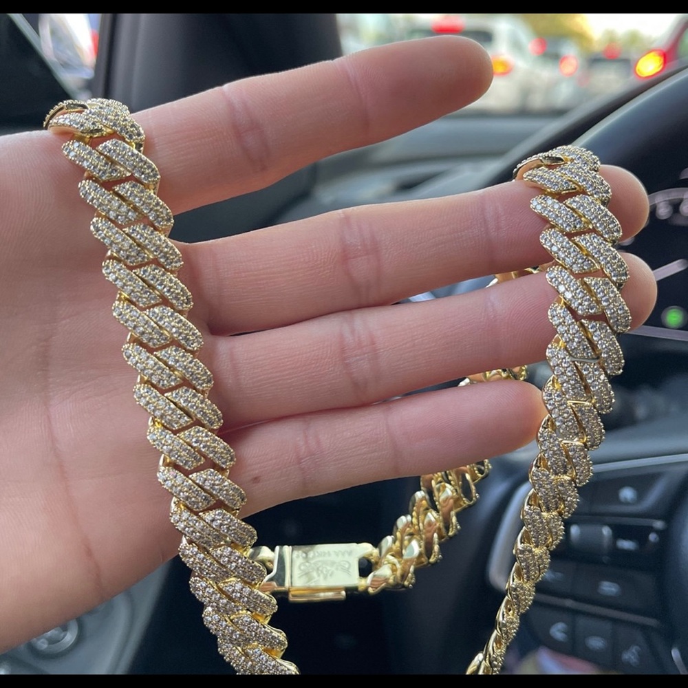 Cuban link chain - Picture 3 of 3